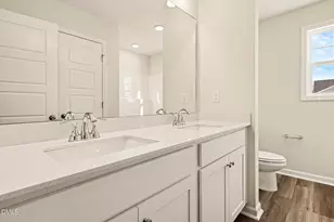 21 E Emily Gardens Dr, Selma, NC 27576 - Photo 17