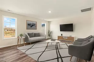 21 E Emily Gardens Dr, Selma, NC 27576 - Photo 5