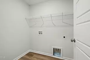 30 E Emily Gardens Dr, Selma, NC 27576 - Photo 15