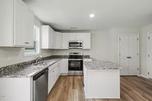 30 E Emily Gardens Dr, Selma, NC 27576 - Photo 13