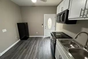 4028 Remington Oaks Cir, Cary, NC 27519 - Photo 5