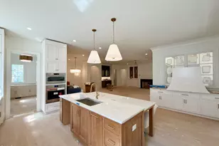 6832 Greystone Dr, Raleigh, NC 27615 - Photo 13