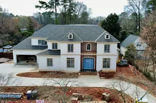 6832 Greystone Dr, Raleigh, NC 27615 - Photo 3