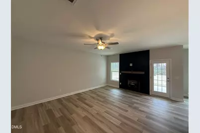 189 Yardley Drive, Smithfield, NC 27577 - Photo 3