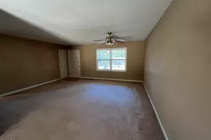 155 Dorsey Pl, Henderson, NC 27536 - Photo 5