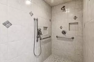 2901 Hunters Bluff Dr, Raleigh, NC 27606 - Photo 21