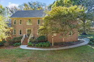 2901 Hunters Bluff Dr, Raleigh, NC 27606 - Photo 5