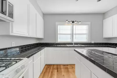 307 W Austin Street, Mebane, NC 27302 - Photo 5