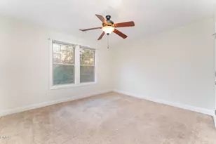 110 Lexington Ave, Zebulon, NC 27597 - Photo 33