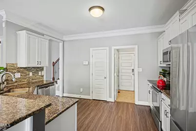 110 Lexington Avenue, Zebulon, NC 27597 - Photo 11