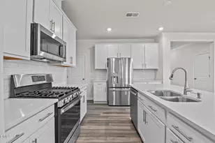 2202 Kasota Ln, Raleigh, NC 27610 - Photo 27