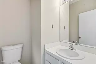 101 N Honey Springs Ave, Fuquay Varina, NC 27526 - Photo 27