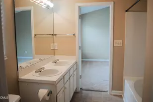 101 N Honey Springs Ave, Fuquay Varina, NC 27526 - Photo 7