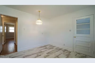 2204 W Carver Street, Durham, NC 27705 - Photo 9