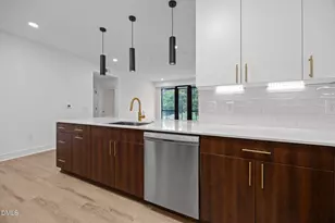 615 W Peace St, Raleigh, NC 27605 - Photo 1