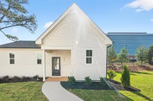 209 W Maple Ave, Holly Springs, NC 27540 - Photo 37