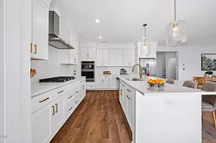 209 W Maple Ave, Holly Springs, NC 27540 - Photo 13