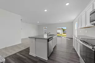 195 Bedstone Wy, Clayton, NC 27520 - Photo 5