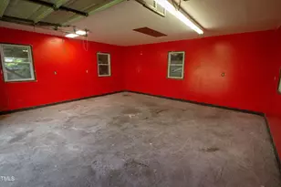 887 71st School Rd, Fayetteville, NC 28314 - Photo 41