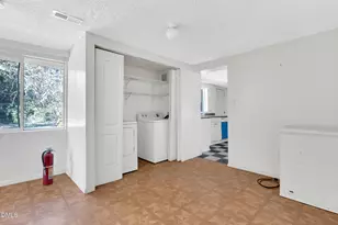 2505 Roanoke St, Durham, NC 27704 - Photo 9