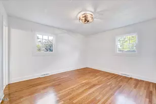 1915 Delwood Dr W, Wilson, NC 27893 - Photo 23