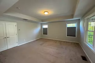 258 Chatsworth Ln, Clayton, NC 27527 - Photo 9