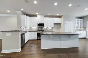 1038 Brownsmith Dr, Apex, NC 27502 - Photo 9