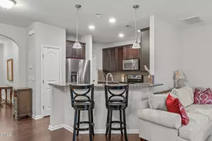 7224 Ladbrooke St, Raleigh, NC 27617 - Photo 9