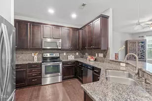 7224 Ladbrooke St, Raleigh, NC 27617 - Photo 11