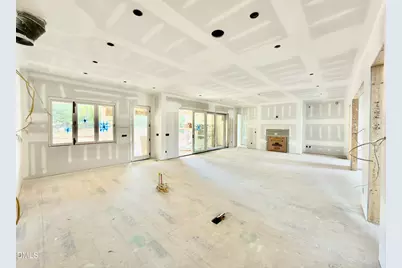 1718 Piccadilly Lane, Raleigh, NC 27608 - Photo 15