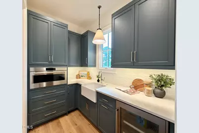 1718 Piccadilly Lane, Raleigh, NC 27608 - Photo 19