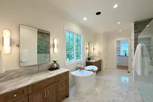1718 Piccadilly Ln, Raleigh, NC 27608 - Photo 25