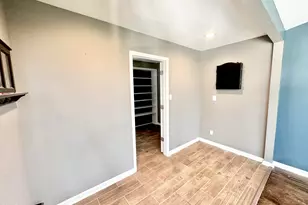 322 S Dixon Ave, Cary, NC 27511 - Photo 17