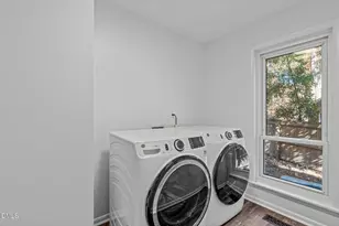 106 Tayport Ct, Cary, NC 27511 - Photo 15