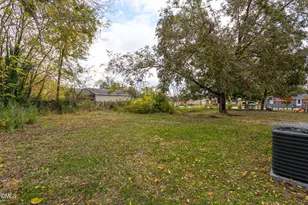 307 Burke St, Dunn, NC 28334 - Photo 27