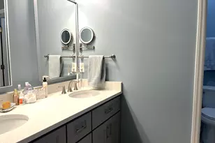 802 Mill Greens Ct, Raleigh, NC 27609 - Photo 11