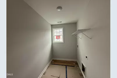 32 W Emily Gardens Drive, Selma, NC 27576 - Photo 5