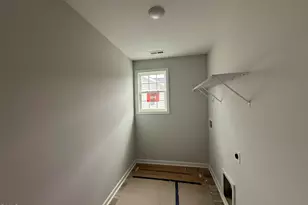 32 W Emily Gardens Dr, Selma, NC 27576 - Photo 5