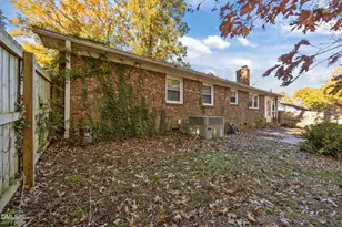 1335 Granville St, Burlington, NC 27215 - Photo 9