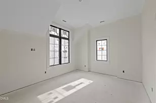 105 Edenburgh Rd, Raleigh, NC 27608 - Photo 31