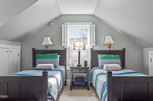 2211 Breeze Rd, Raleigh, NC 27608 - Photo 35