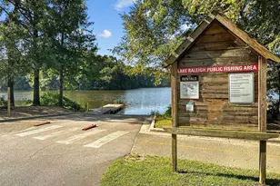 2441 Campus Shore Dr, Raleigh, NC 27606 - Photo 33