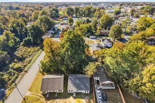 2509 Pinnix St, Greensboro, NC 27405 - Photo 3