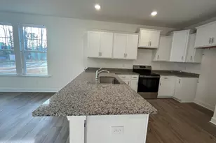 6415 Granite Quarry Dr, Raleigh, NC 27610 - Photo 9