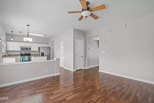 208 N Weststone Blvd, Fuquay Varina, NC 27526 - Photo 11