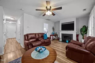 120 Blackthorne Ct, Clayton, NC 27520 - Photo 9