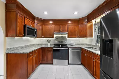 2323 Buckingham Road, Burlington, NC 27217 - Photo 15