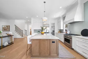 2212 Bedford Ave, Raleigh, NC 27607 - Photo 9