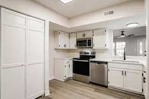 213 Rosebrooks Dr, Cary, NC 27513 - Photo 7