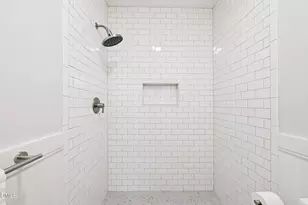 111 E Market St, Graham, NC 27253 - Photo 21